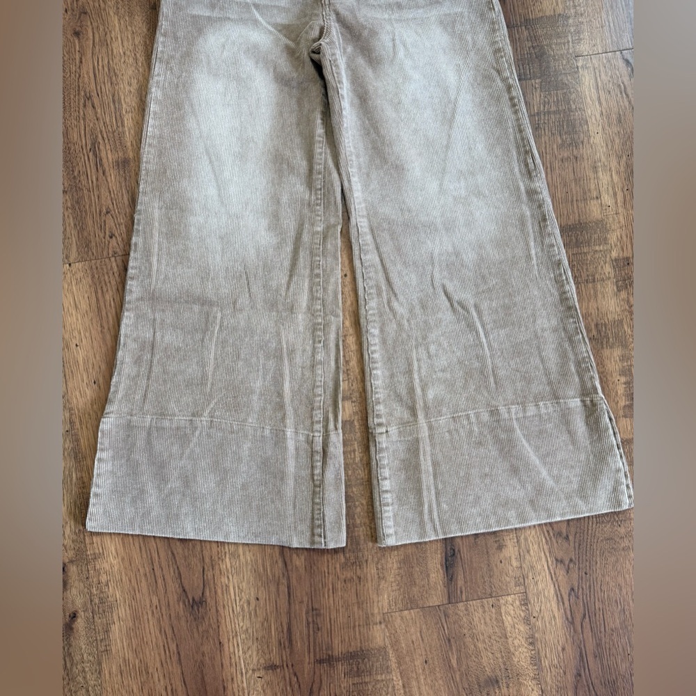 SO ME Women’s Beige Corduroy Wide-Leg Pants High Rise Pockets Button Zip L - Picture 9 of 10
